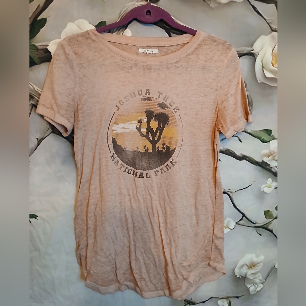 Joshua Tree Graphic T-Shirt
